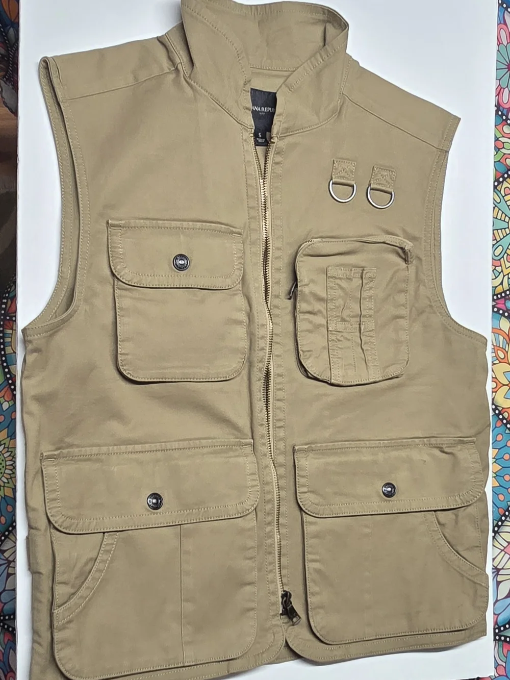 Banana Republic Men's Utility Vest in Khaki/Tan